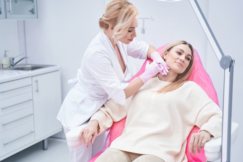 woman receiving dermal fillers in Ocala